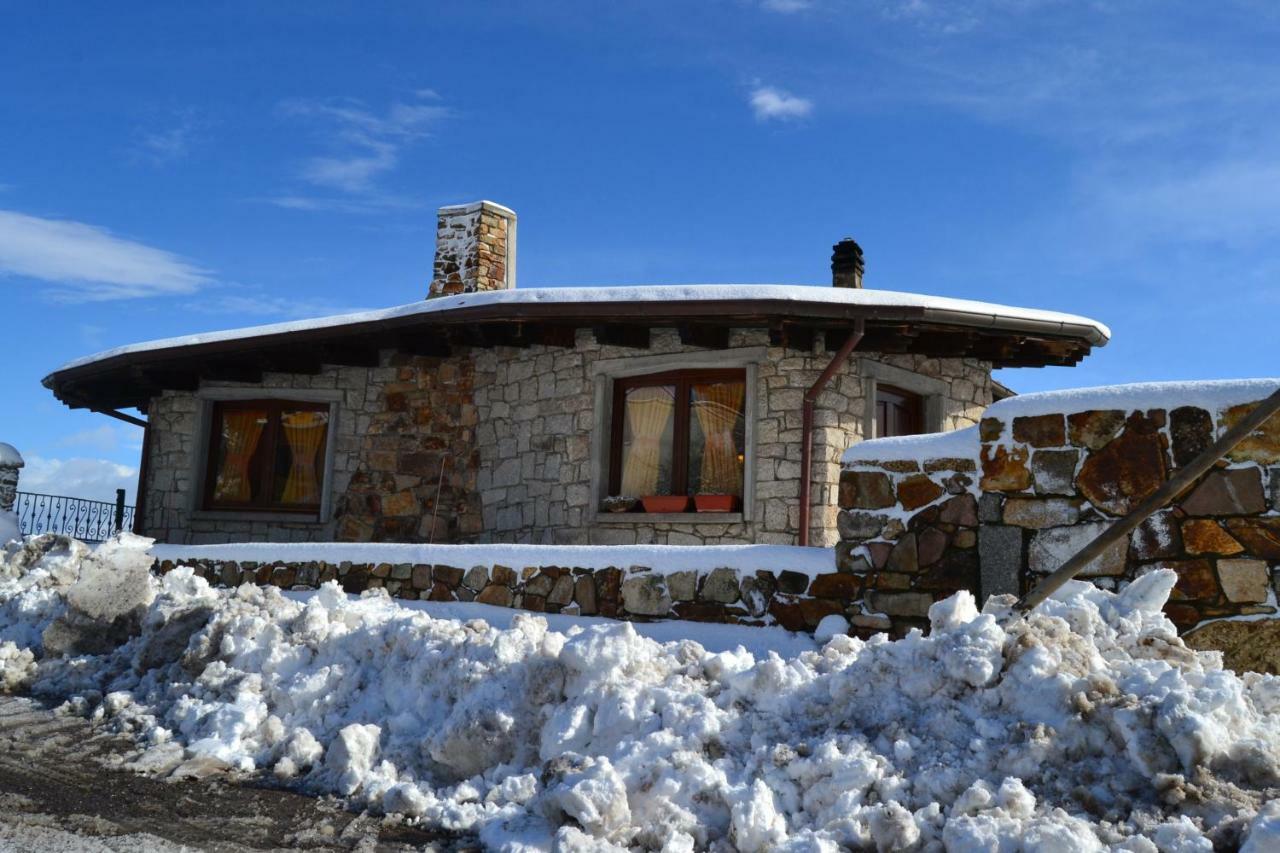B&b Gennargentu Fonni Exteriör bild